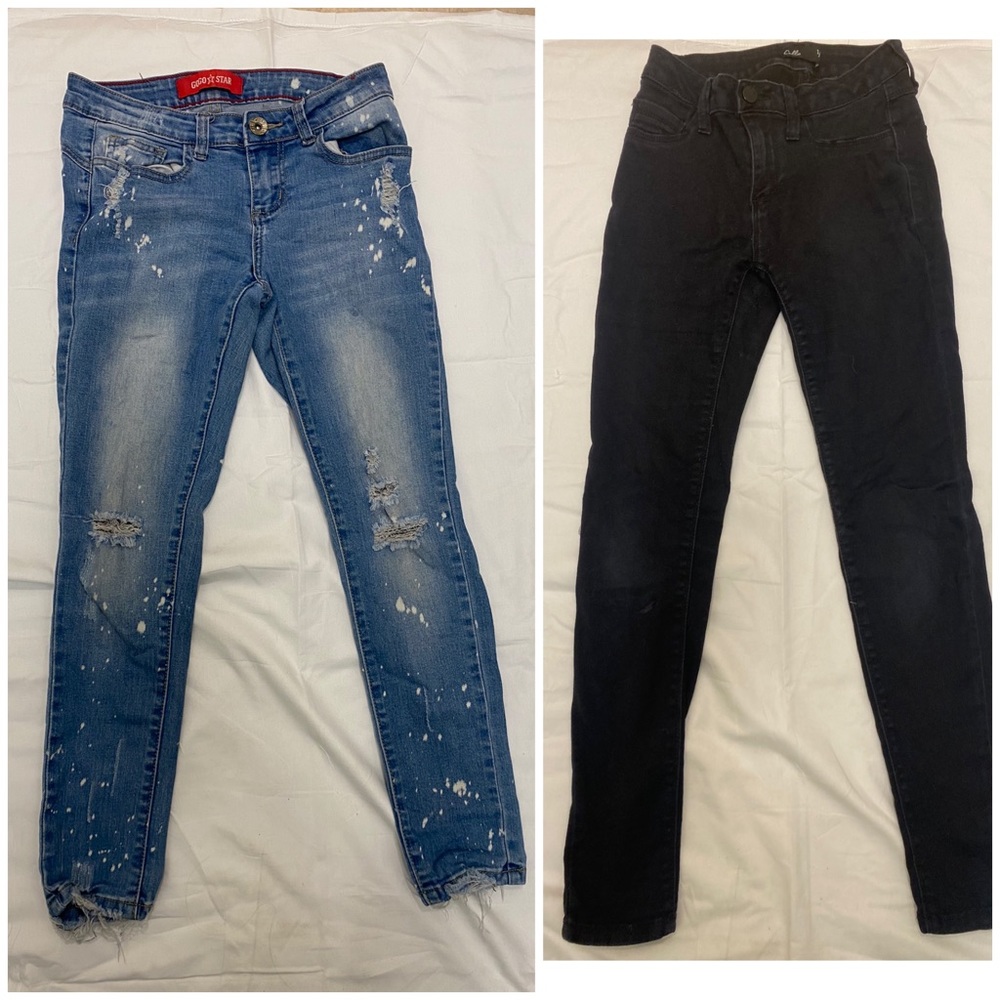 Lot of 2 pair of juniors jeans size 1 Gogo jeans And Cello Skinny Jeans